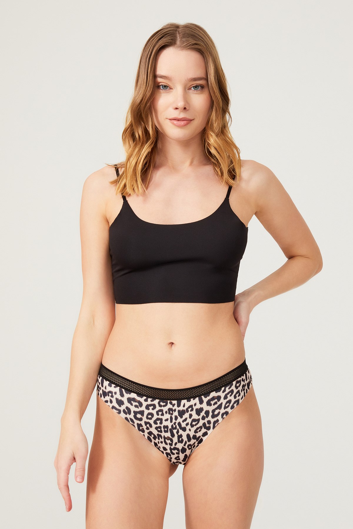 leopard-patterned-net-waistband-laser-cut-seamless-cheeky-brazilian-women-panty-ch6100-dsn-20-1-2
