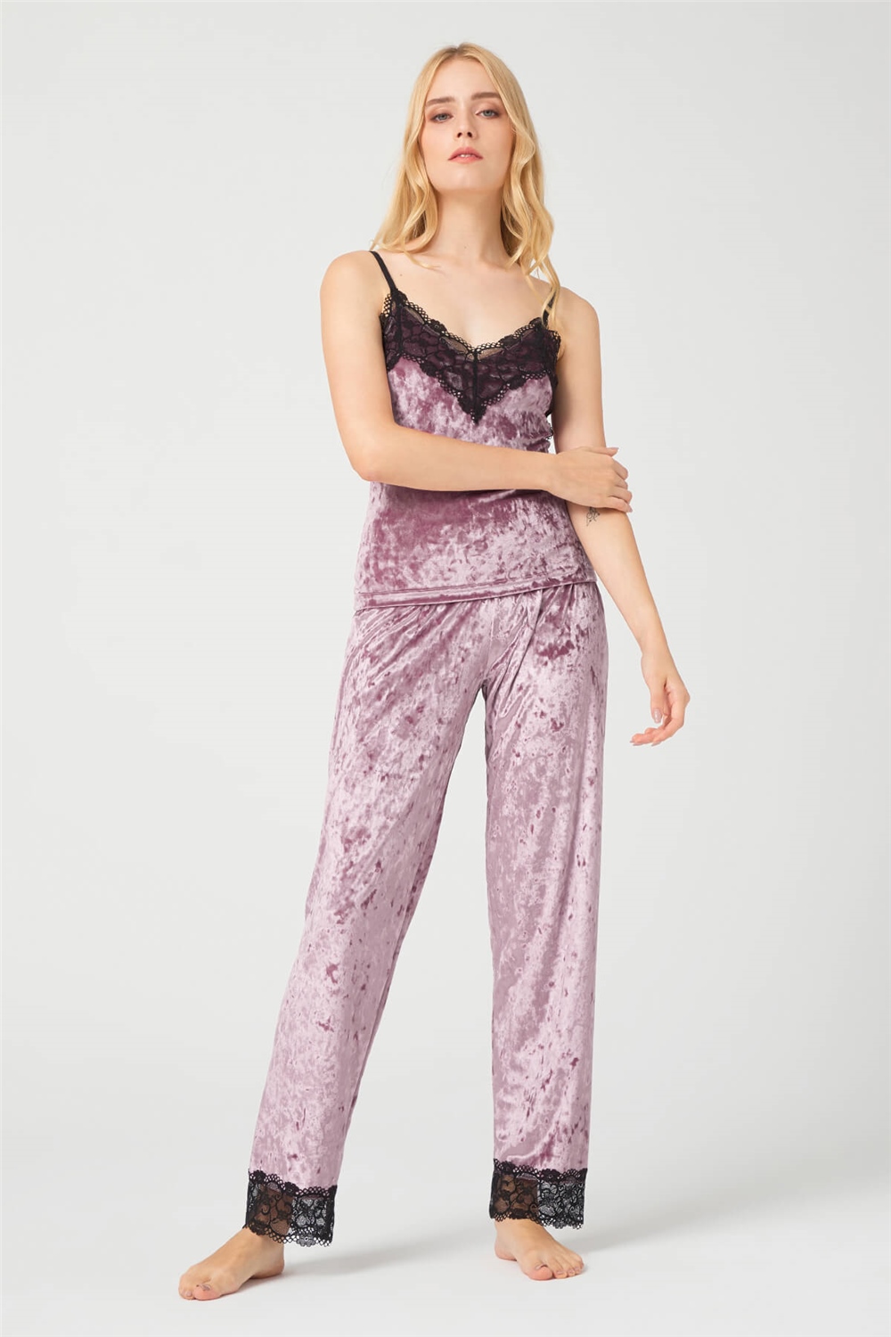 velvet-pajama-set-with-lace-detail-ch1500-powder-1-2